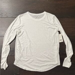 Vince Woman’s White Long-Sleeve Crewneck Shirt